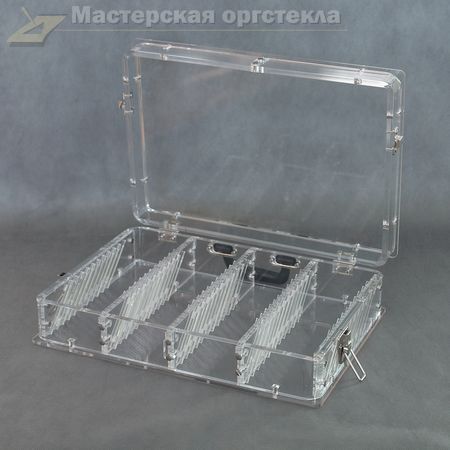 фото-пример изделия кейс из оргстекла