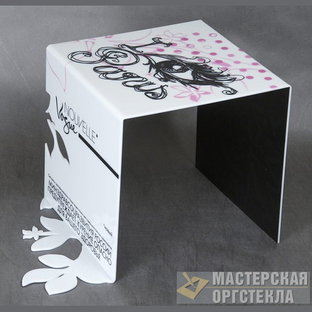 рекламный подиум